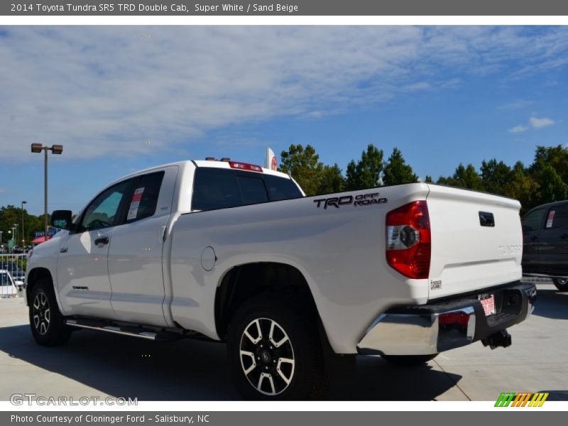 Super White / Sand Beige 2014 Toyota Tundra SR5 TRD Double Cab