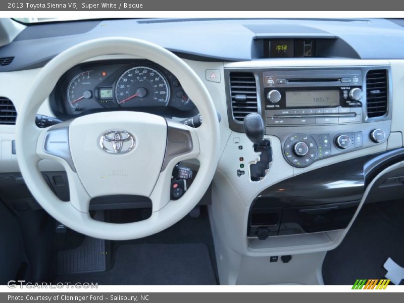Super White / Bisque 2013 Toyota Sienna V6
