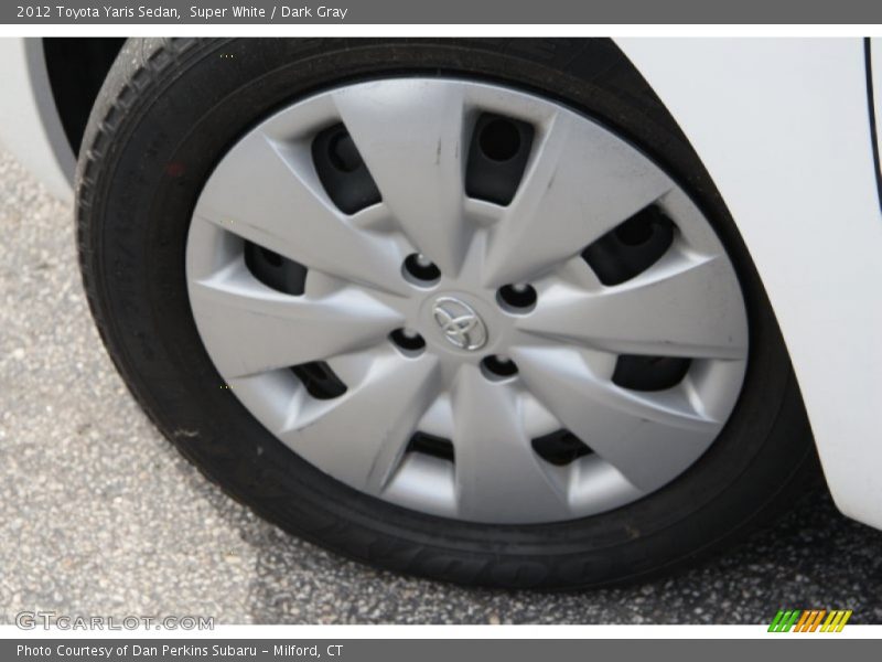 Super White / Dark Gray 2012 Toyota Yaris Sedan