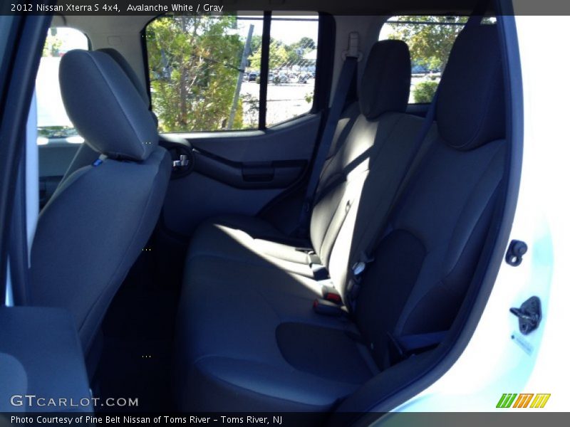 Avalanche White / Gray 2012 Nissan Xterra S 4x4