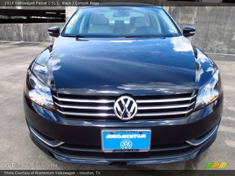 Black / Cornsilk Beige 2014 Volkswagen Passat 2.5L S