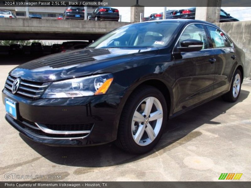 Black / Cornsilk Beige 2014 Volkswagen Passat 2.5L SE