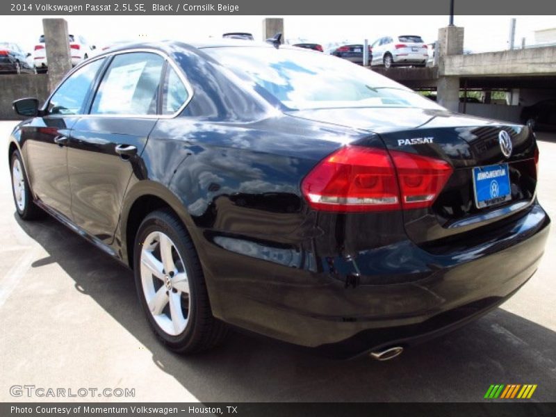 Black / Cornsilk Beige 2014 Volkswagen Passat 2.5L SE