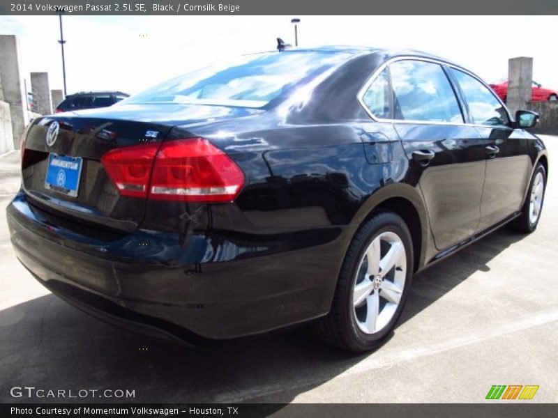 Black / Cornsilk Beige 2014 Volkswagen Passat 2.5L SE