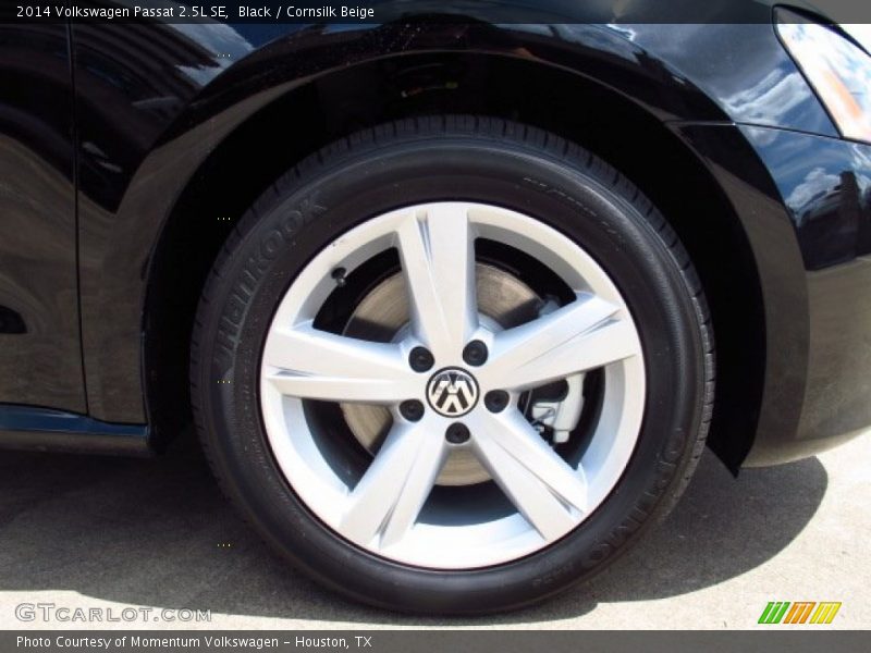 Black / Cornsilk Beige 2014 Volkswagen Passat 2.5L SE