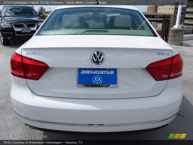 Candy White / Cornsilk Beige 2014 Volkswagen Passat TDI SEL Premium