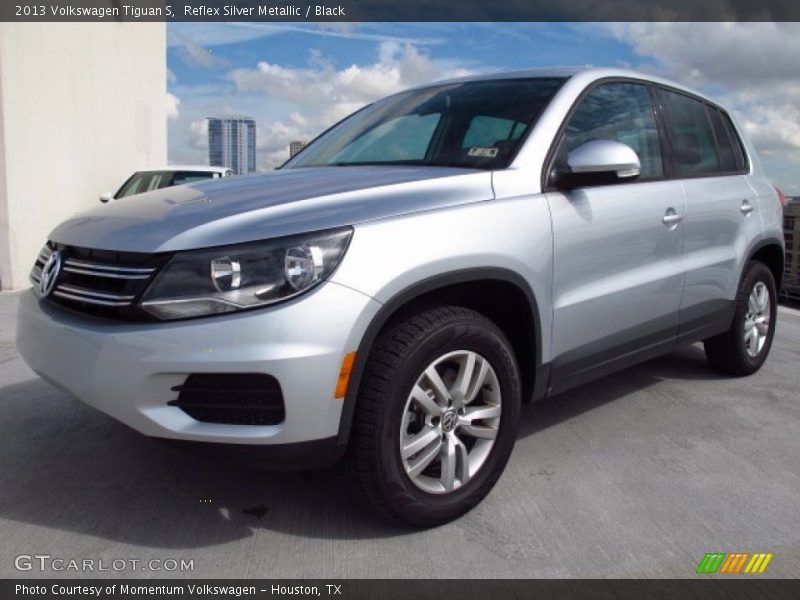 Reflex Silver Metallic / Black 2013 Volkswagen Tiguan S