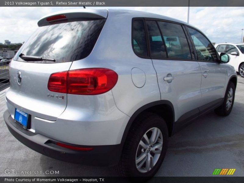 Reflex Silver Metallic / Black 2013 Volkswagen Tiguan S