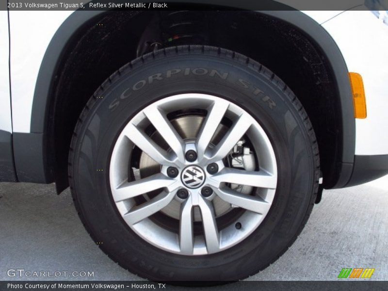 Reflex Silver Metallic / Black 2013 Volkswagen Tiguan S