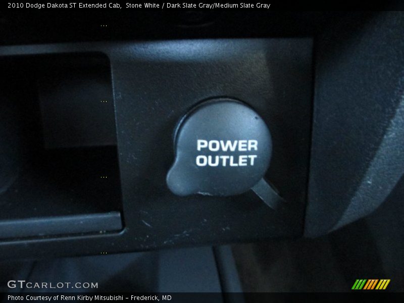 Stone White / Dark Slate Gray/Medium Slate Gray 2010 Dodge Dakota ST Extended Cab