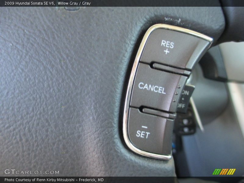 Willow Gray / Gray 2009 Hyundai Sonata SE V6