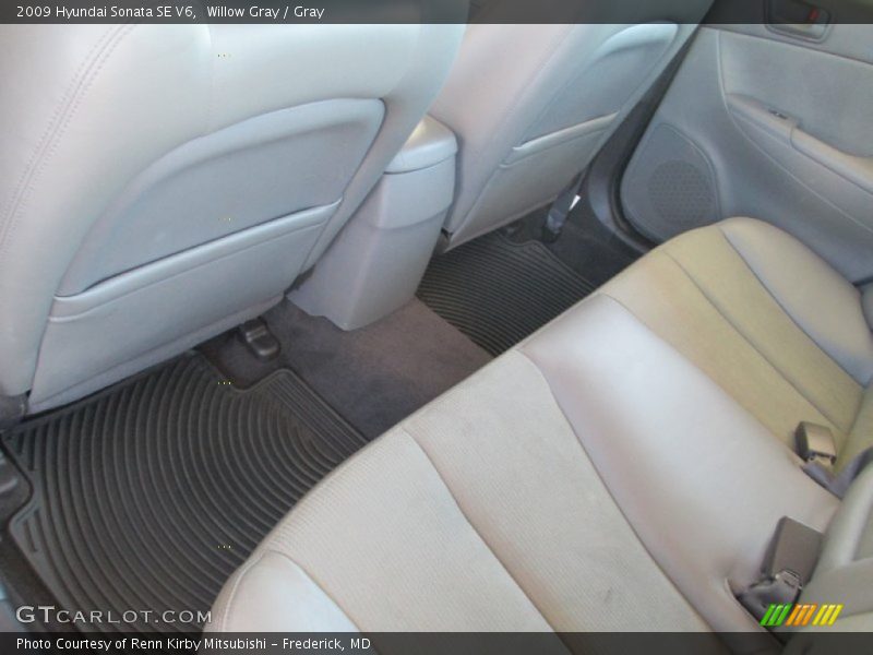 Willow Gray / Gray 2009 Hyundai Sonata SE V6
