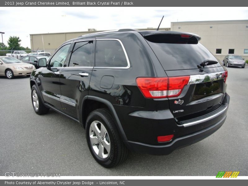 Brilliant Black Crystal Pearl / Black 2013 Jeep Grand Cherokee Limited