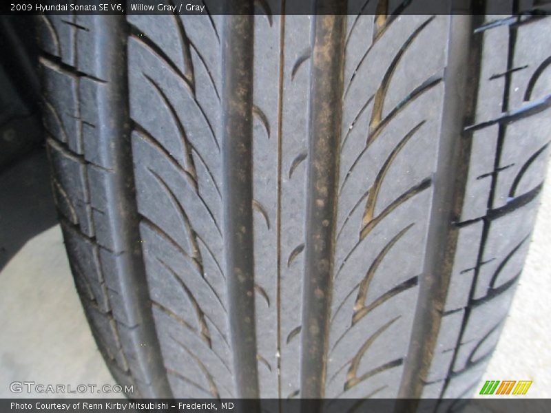 Willow Gray / Gray 2009 Hyundai Sonata SE V6