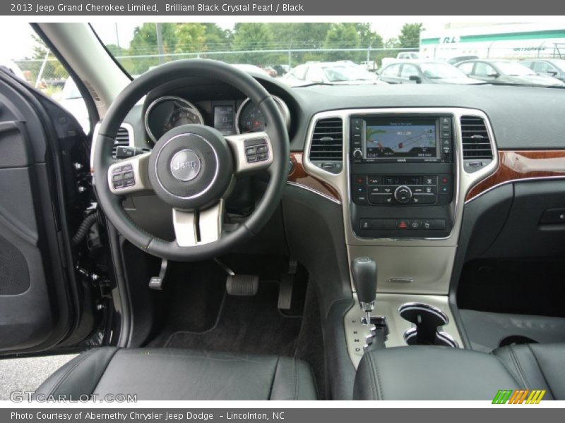 Brilliant Black Crystal Pearl / Black 2013 Jeep Grand Cherokee Limited