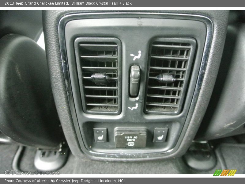 Brilliant Black Crystal Pearl / Black 2013 Jeep Grand Cherokee Limited