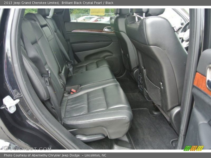 Brilliant Black Crystal Pearl / Black 2013 Jeep Grand Cherokee Limited