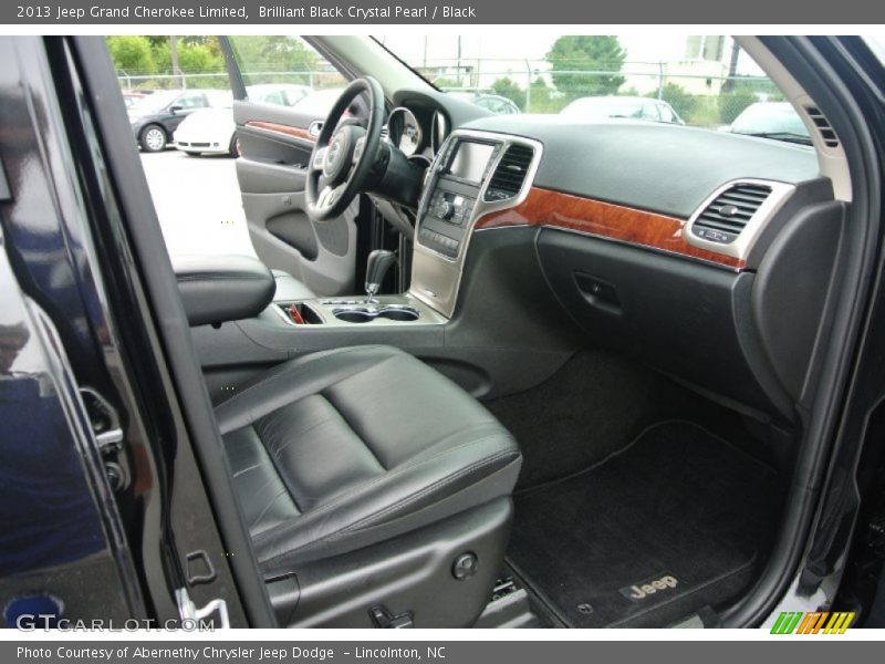 Brilliant Black Crystal Pearl / Black 2013 Jeep Grand Cherokee Limited