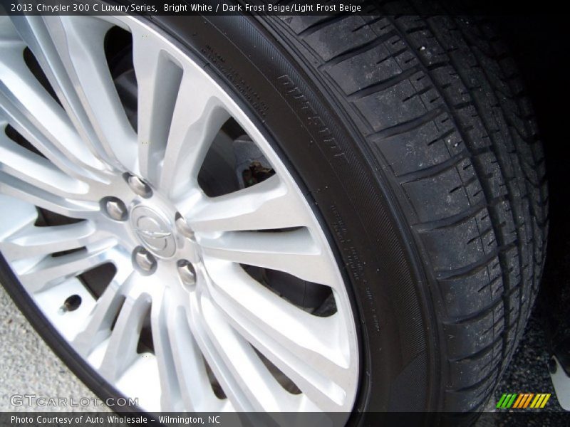 Bright White / Dark Frost Beige/Light Frost Beige 2013 Chrysler 300 C Luxury Series