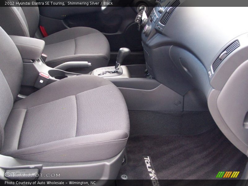 Shimmering Silver / Black 2012 Hyundai Elantra SE Touring