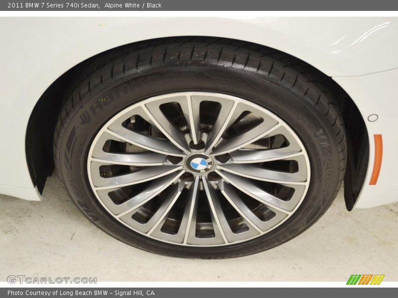  2011 7 Series 740i Sedan Wheel