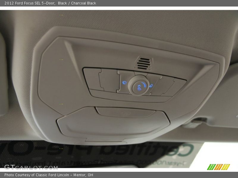 Black / Charcoal Black 2012 Ford Focus SEL 5-Door