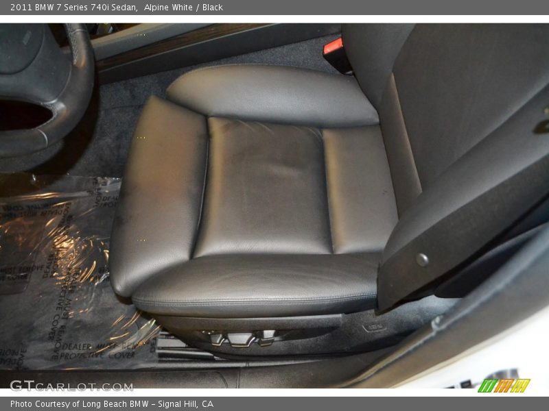 Alpine White / Black 2011 BMW 7 Series 740i Sedan