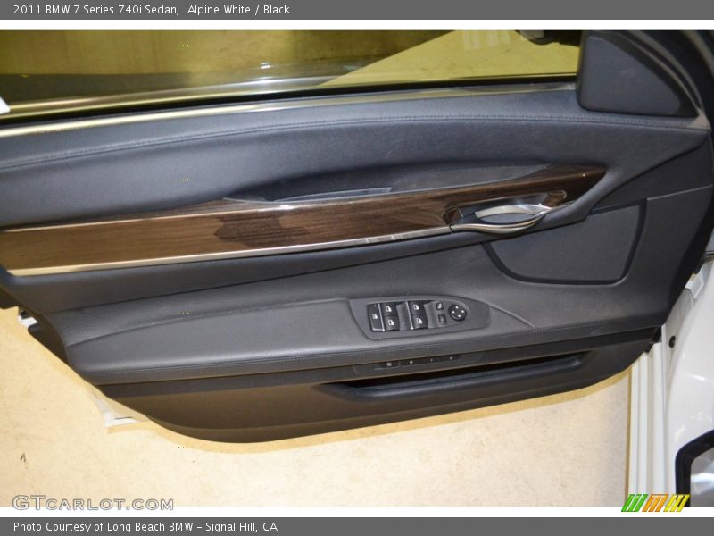 Alpine White / Black 2011 BMW 7 Series 740i Sedan