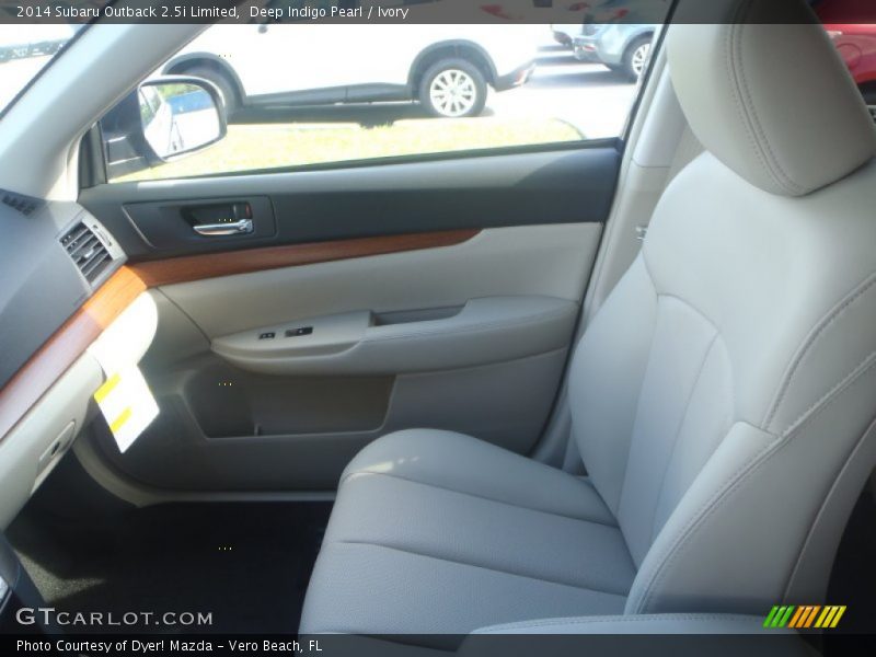 Deep Indigo Pearl / Ivory 2014 Subaru Outback 2.5i Limited