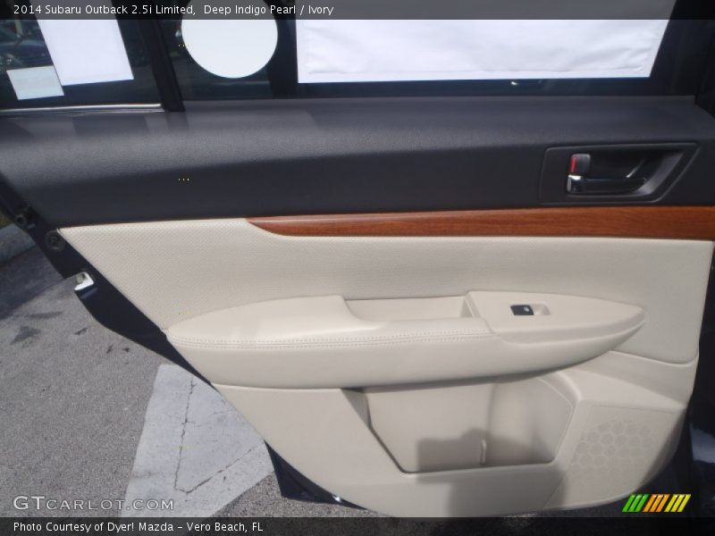 Deep Indigo Pearl / Ivory 2014 Subaru Outback 2.5i Limited