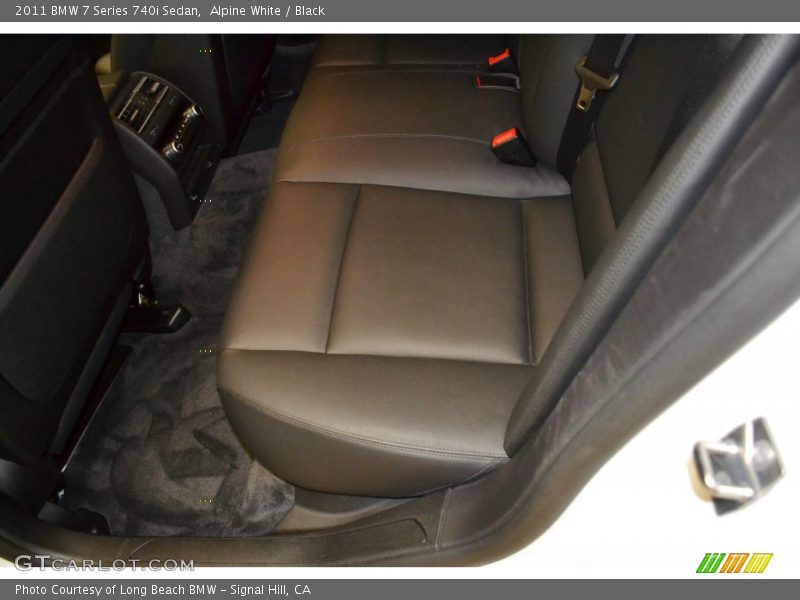 Alpine White / Black 2011 BMW 7 Series 740i Sedan
