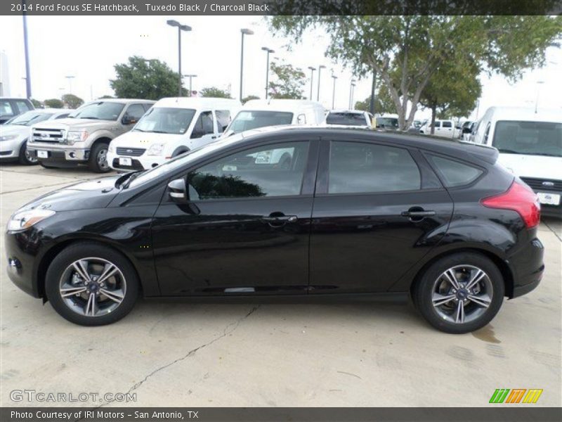 Tuxedo Black / Charcoal Black 2014 Ford Focus SE Hatchback
