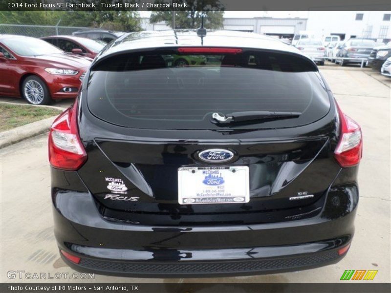 Tuxedo Black / Charcoal Black 2014 Ford Focus SE Hatchback