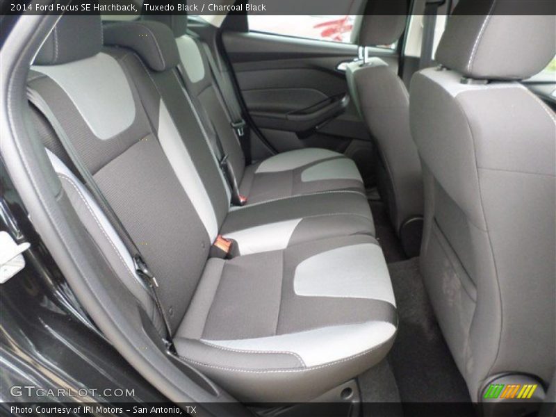 Tuxedo Black / Charcoal Black 2014 Ford Focus SE Hatchback