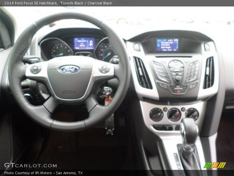 Tuxedo Black / Charcoal Black 2014 Ford Focus SE Hatchback