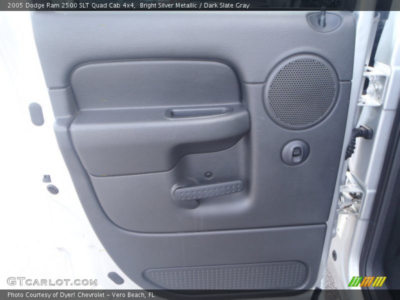 Bright Silver Metallic / Dark Slate Gray 2005 Dodge Ram 2500 SLT Quad Cab 4x4