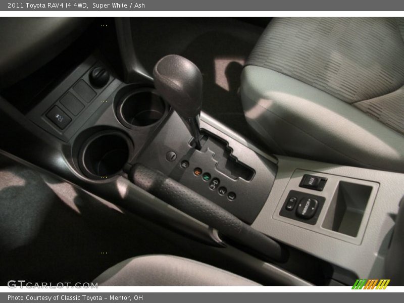 Super White / Ash 2011 Toyota RAV4 I4 4WD