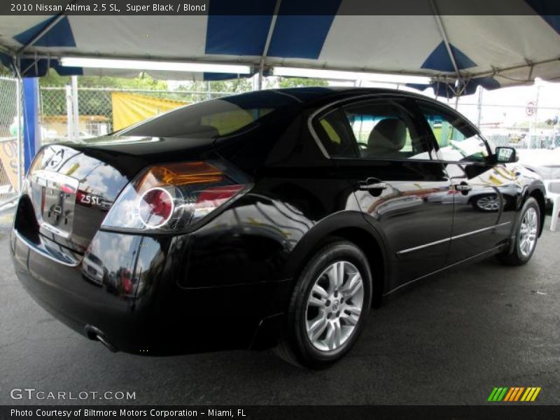 Super Black / Blond 2010 Nissan Altima 2.5 SL