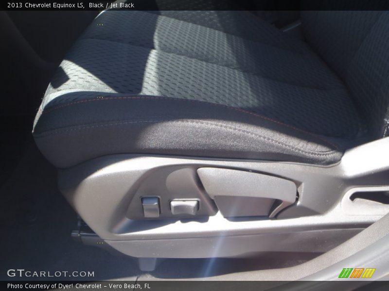 Black / Jet Black 2013 Chevrolet Equinox LS