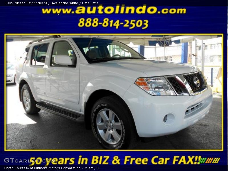 Avalanche White / Cafe Latte 2009 Nissan Pathfinder SE
