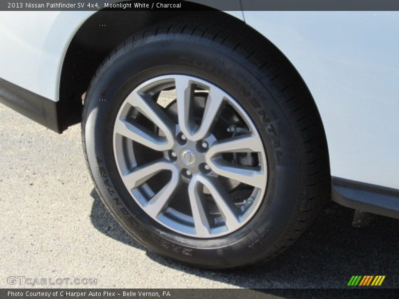 Moonlight White / Charcoal 2013 Nissan Pathfinder SV 4x4