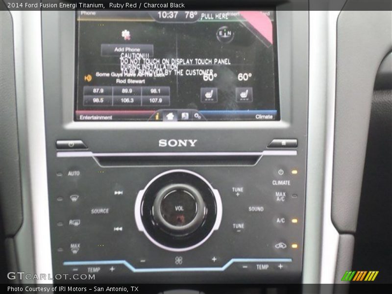 Controls of 2014 Fusion Energi Titanium