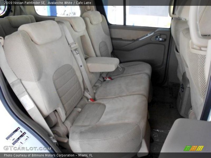 Avalanche White / Cafe Latte 2009 Nissan Pathfinder SE