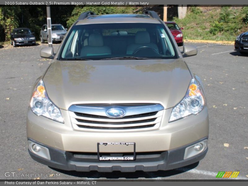 Harvest Gold Metallic / Warm Ivory 2010 Subaru Outback 2.5i Premium Wagon