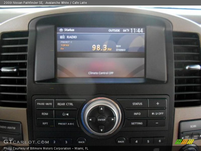 Avalanche White / Cafe Latte 2009 Nissan Pathfinder SE