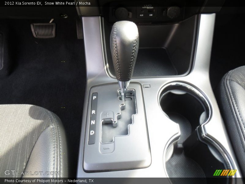 Snow White Pearl / Mocha 2012 Kia Sorento EX