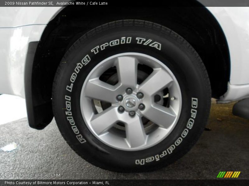 Avalanche White / Cafe Latte 2009 Nissan Pathfinder SE