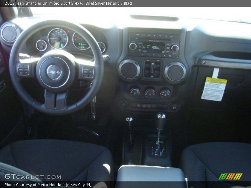 Billet Silver Metallic / Black 2013 Jeep Wrangler Unlimited Sport S 4x4