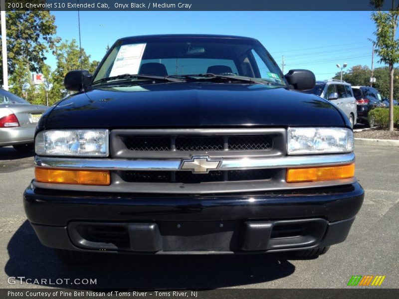 Onyx Black / Medium Gray 2001 Chevrolet S10 Extended Cab