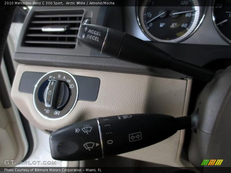 Arctic White / Almond/Mocha 2010 Mercedes-Benz C 300 Sport